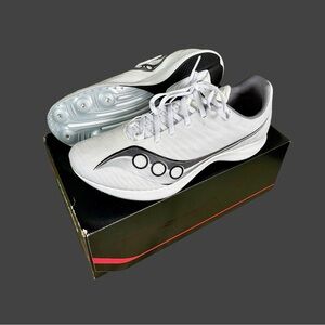 Saucony Men’s Velocity MP White Track Running Racing Shoes Sz 10